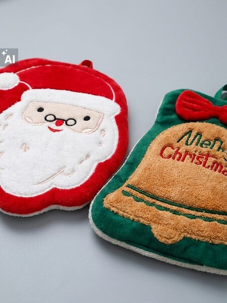 Sinsay - Súprava vianočných uterákov v tvare Santa Clausa a zvončeka 2 pack - viacfarebná