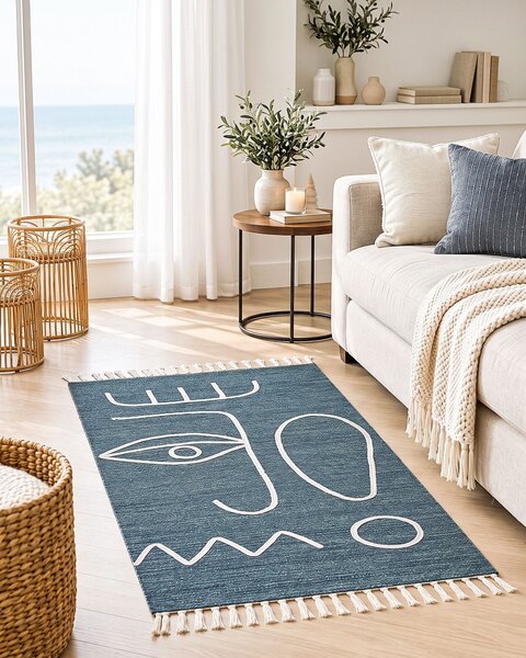 Koberec modrý polyester 80 x 150 cm ručne tkaný obdĺžnikový abstraktný vzor so strapcami boho do interiéru a exteriéru