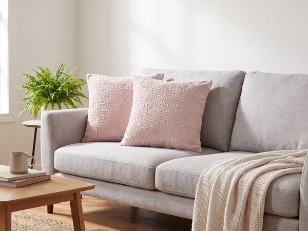 Sada 2 dekoratívnych vankúšov ružová polyester 45 x 45 cm štvorcový tvar jednofarebná bez vzoru moderný štýl doplnky