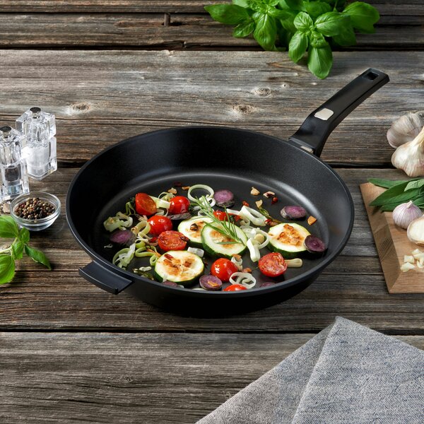 PANVICA NA SMAŽENIE nepriľnavý povrch Greblon® 32 cm Homeware Profession. - Panvice na vyprážanie