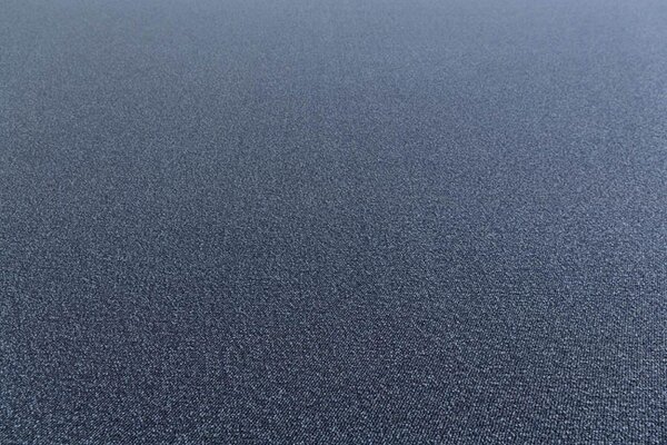 Metrážny koberec FORCE modrý