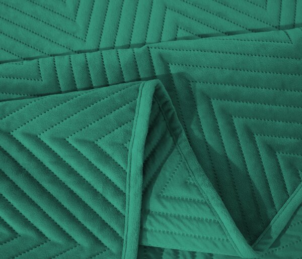 Zelený zamatový prehoz na posteľ ARROW VELVET Rozmer: 200 x 220 cm