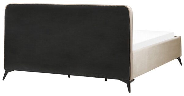 Rám postele s čelom sivobéžové zamatové čalúnenie čierne kovové nohy 180 x 200 cm klasický minimalistický štýl spálňa