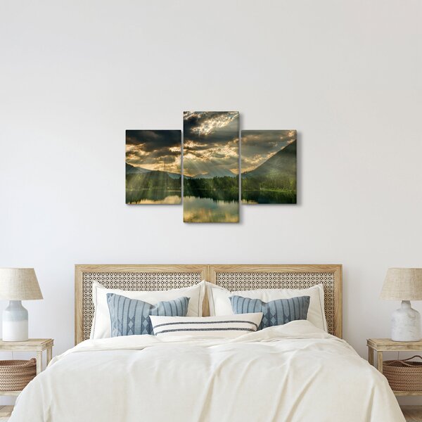 Obraz jazera s presvitajúcim slnkom (90x60 cm)