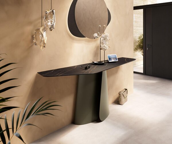 DELIFE Konzolový stolík Edge polygonálny 180×50 cm keramika Laminam® Noir Desir hnedá Livos kov titanová farba