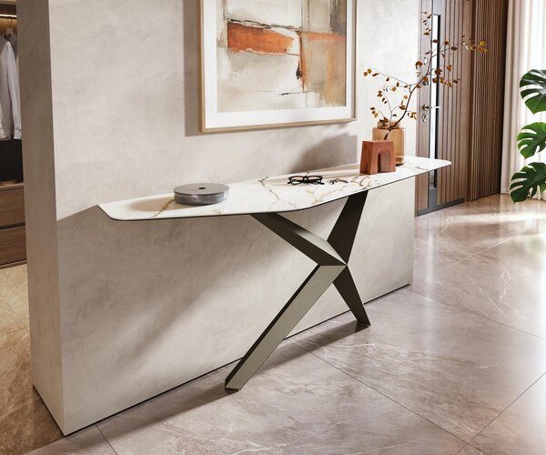 DELIFE Konzolový stolík Edge polygonálny 180×50 cm keramika Calacatta Luxe bielo-zlato-šedá Zentharo kov titánová farba