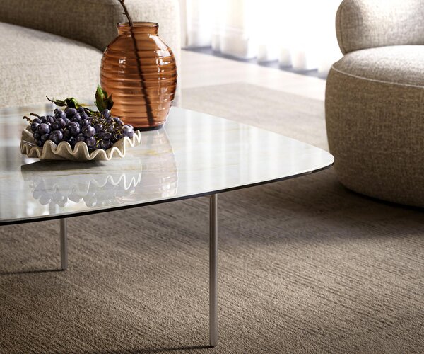 DELIFE Konferenčný stolík Edge zaoblený tvar 90×90 cm keramika onyx perleť Trive nerezová oceľ kefovaná