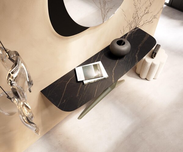 DELIFE Konzolový stolík Edge zaoblený tvar 140×40 cm keramika Laminam® Noir Desir hnedá Estelo kov titánová farba