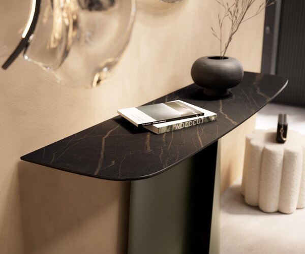 DELIFE Konzolový stolík Edge zaoblený 140×40 cm keramika Laminam® Noir Desir hnedá Livos kov titánová farba