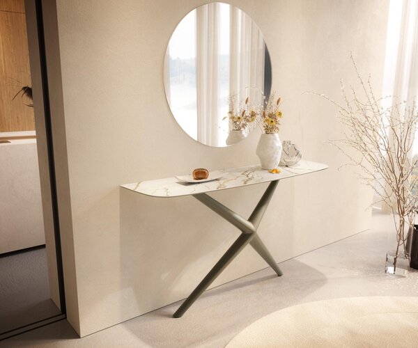 DELIFE Konzolový stolík Edge zaoblený tvar 140×40 cm keramika Calacatta Luxe bielo-zlato-šedá Estelo kov titánová farba