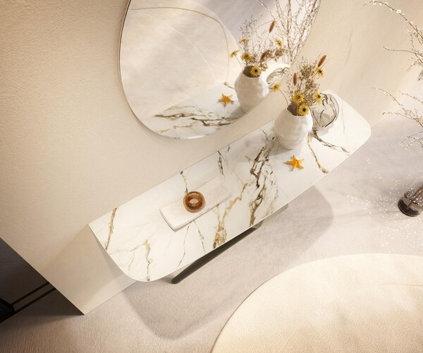 DELIFE Konzolový stolík Edge zaoblený tvar 140×40 cm keramika Calacatta Luxe bielo-zlato-šedá Estelo kov titánová farba