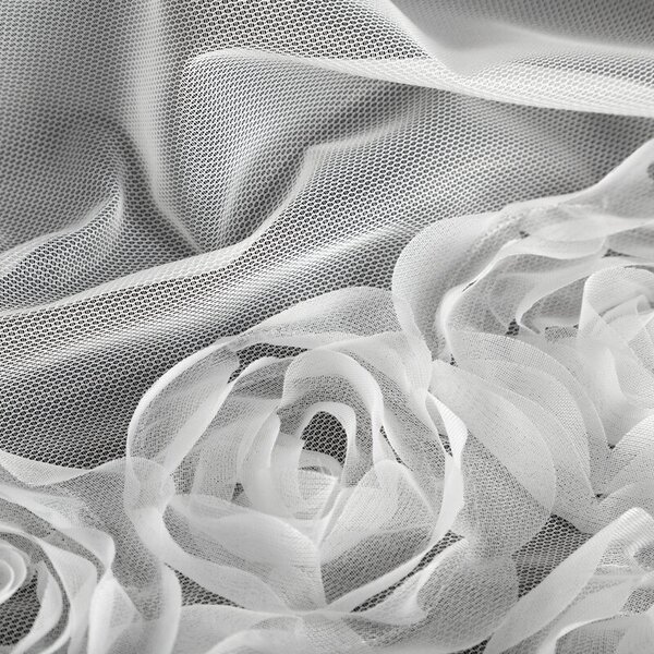 Dekorstudio Hotová biela záclona ROSES 4 na kolieskach 350x160cm