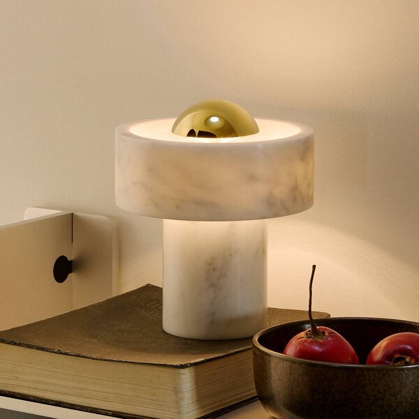 Tom Dixon stolová LED lampa Stone, zlatá farba, výška 19 cm, Biela / opálová, Obývacia izba / jedáleň, Kameň, Dizajn, Stojacie svietidlo