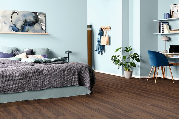 EGGER Basic 32 Orech warmia hnedý EL1307 - 2.00 m2