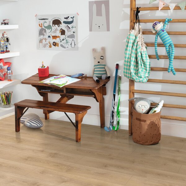 EGGER NatureSense 8/32 Classic Dub North pieskový SOL2157 2,00 m²