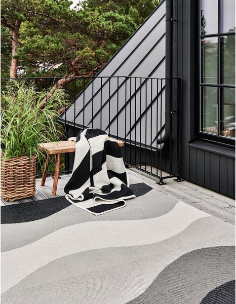 Sivý vnútorný a vonkajší koberec 70x100 cm Urvi Metal – Pappelina