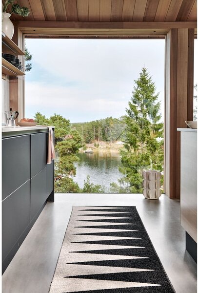 Čierno-biely vnútorný a vonkajší behúň 70x150 cm Vivi Black – Pappelina