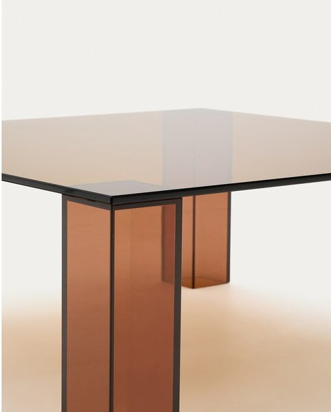Hnedý sklenený konferenčný stolík 85x85 cm Adularia – Kave Home