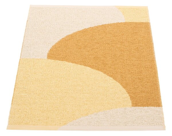 Okrovožltý vnútorný a vonkajší koberec 70x90 cm Hill Ochre Pale Yellow – Pappelina