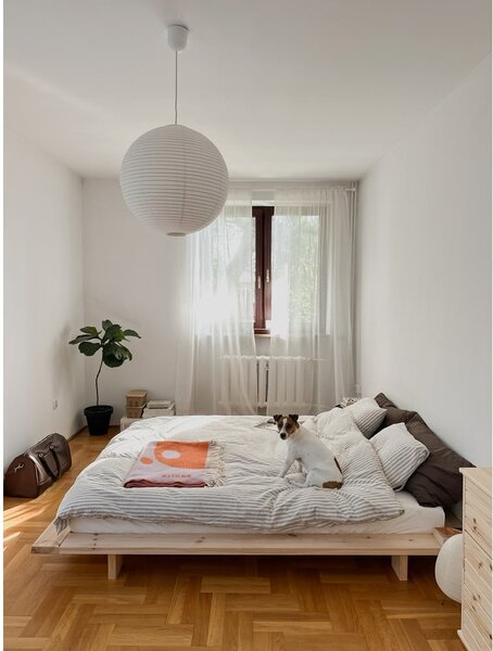Dvojlôžková posteľ z borovicového dreva s roštom 140x200 cm Japan – Karup Design