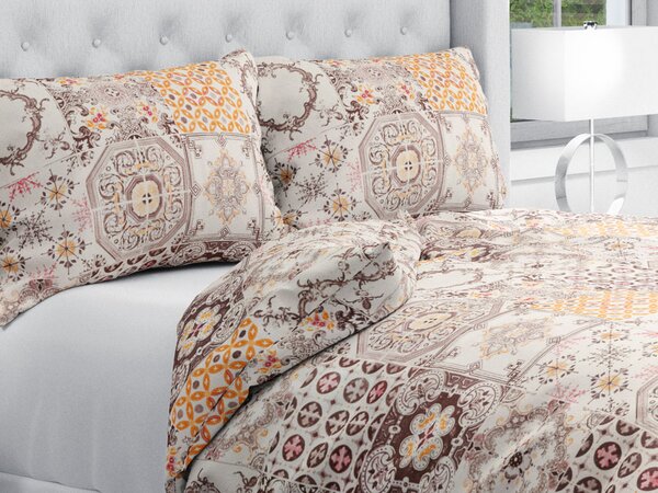 Biante Bavlnené posteľné obliečky Sandra SA-416 Hnedé dlaždice s ornamentami na krémovom Predĺžené 140x220 a 70x90 cm