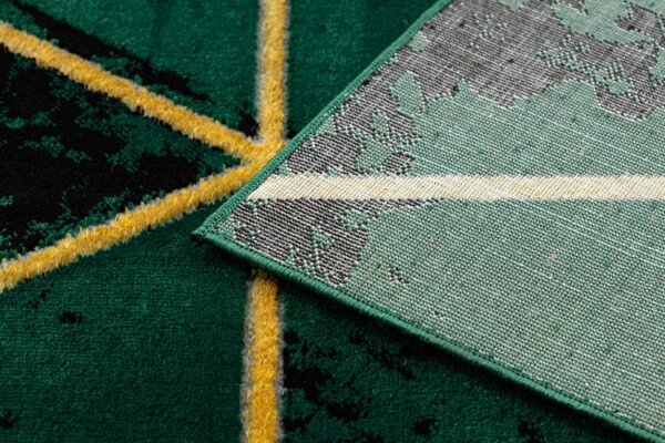 Koberec EMERALD exkluzívny 1020 glamour, styl marmur, trojuholníky fľaškovo zelený / zlatý