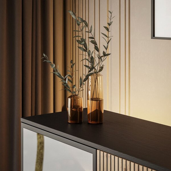 KOMODA ALESSIO 104 cm DUB WOTAN / ČIERNA LED
