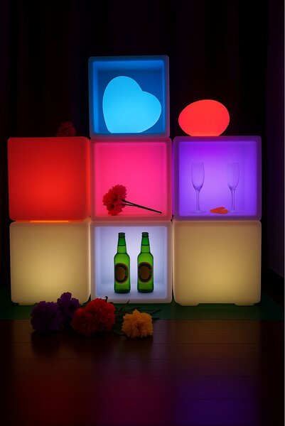 Svietiaca LED guľa 50 cm – 18 RGB + 12 biele