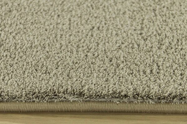 Metrážny koberec Amazing 92 hnedý