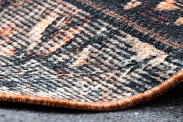 Koberec ANTIKA Ancient Chocolate patchwork čierny / terakota