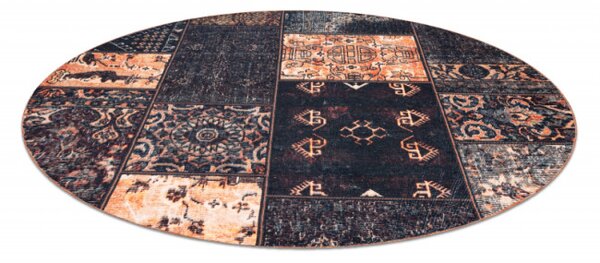 Koberec ANTIKA Ancient Chocolate patchwork čierny / terakota