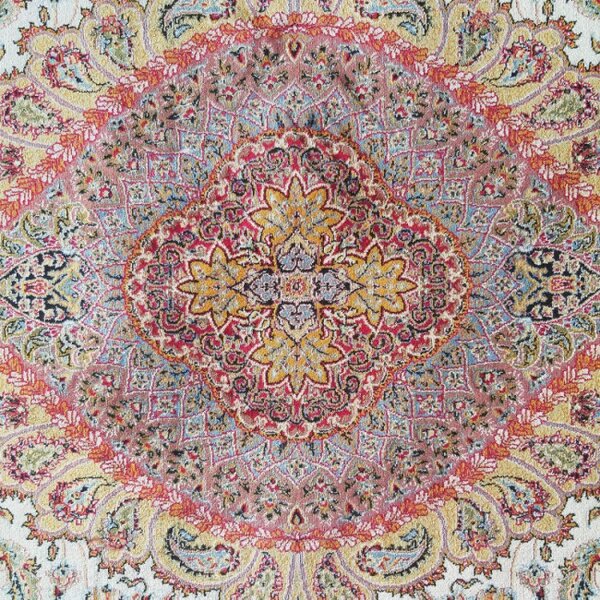 Koberec Exkluzívny PERS 03 krémový