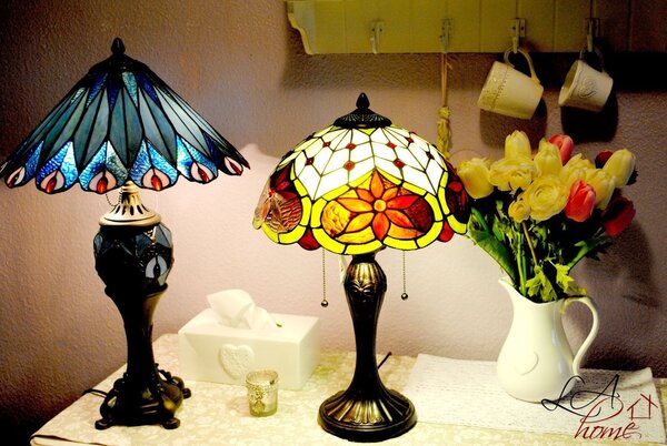Clayre & Eef Stolní lampa Tiffany Peacock - Clayre & Eef