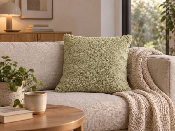 Dekoratívny vankúš zelený umelá kožušina polyester 45 x 45 cm bez vzoru jednofarebný štvorcový tvar boho štýl doplnky