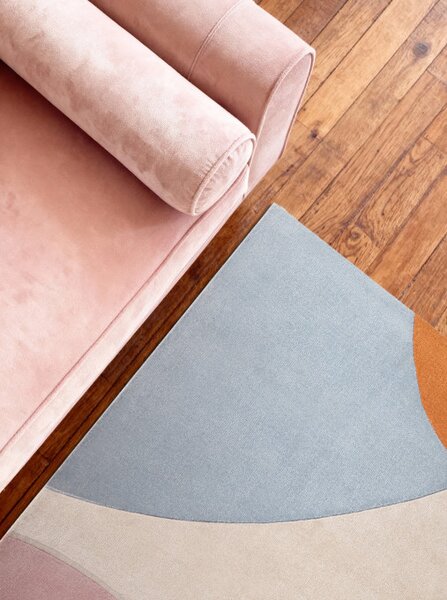 Koberec Ted Baker Hackney Clarissa ružový / zelený / béžový