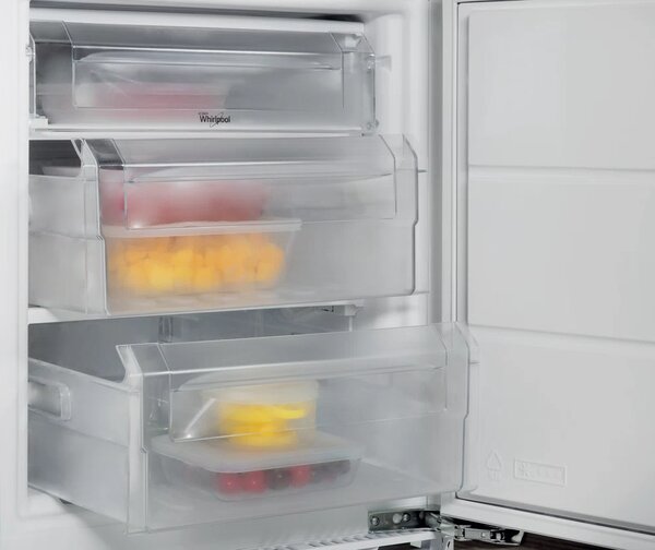 Whirlpool WBUFZ011 + kupóny na daľší nákup - Mraznička zabudovateľná