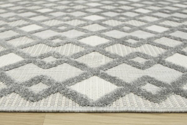 Šnúrkový koberec Stella D418A - Romby Aztec sivý / strieborný