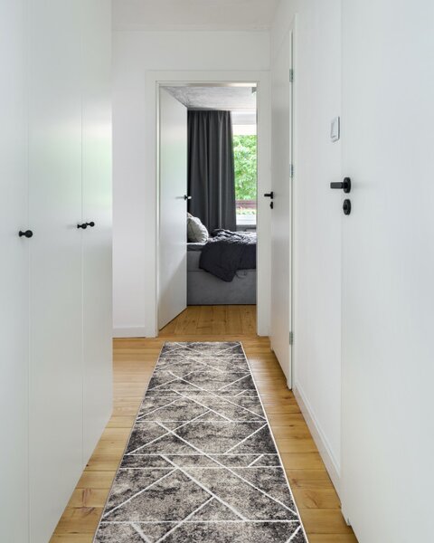 Behúň MATEO 8031/944 geometrický, trojuholníky - štrukturálny sivý / béžový