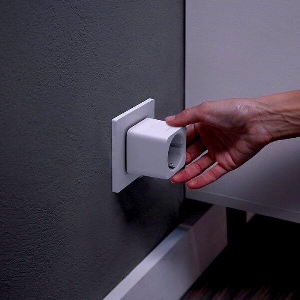 Inteligentná zásuvka Philips Hue (EU Schuko)