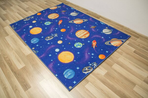 Detský metrážny koberec Galaxy planéty, rakety