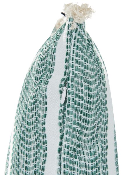Sada 2 vonkajších dekoratívnych vankúšov olivovozelená polyester 30 x 50 cm obdĺžnikový tvar pruhovaná so strapcami moderný štýl záhrada