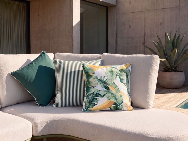 Sada 3 vonkajších dekoratívnych vankúšov zelená polyester 45 x 45 cm štvorcový tvar moderný štýl záhrada exteriér