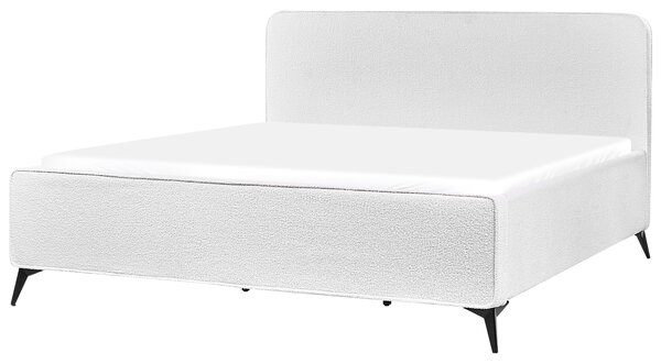 Rám postele s čelom biele buklé čalúnenie čierne kovové nohy 180 x 200 cm klasický minimalistický štýl spálňa