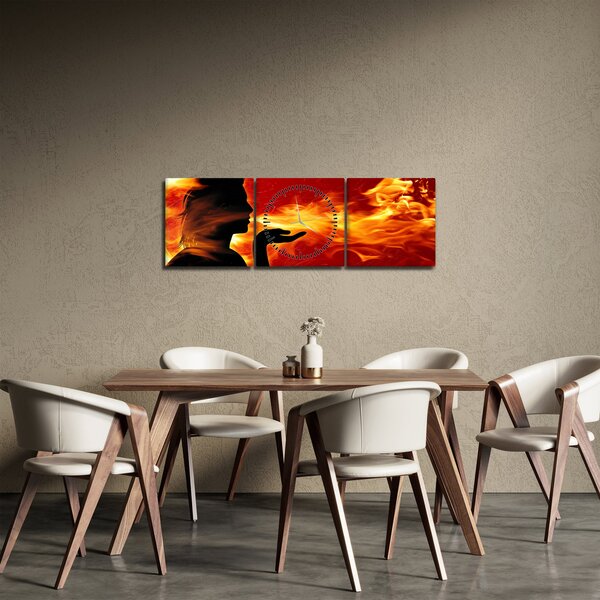 Obraz zeny s plameňmi (s hodinami) (90x30 cm)