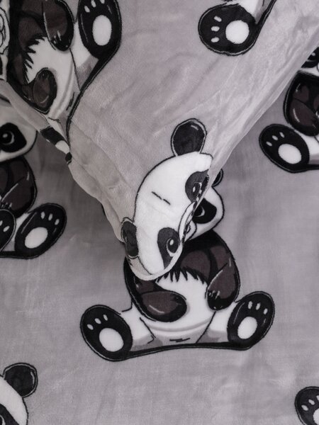 Obliečka na vankúš mikroplyš Exclusive 40 × 60 cm - Panda