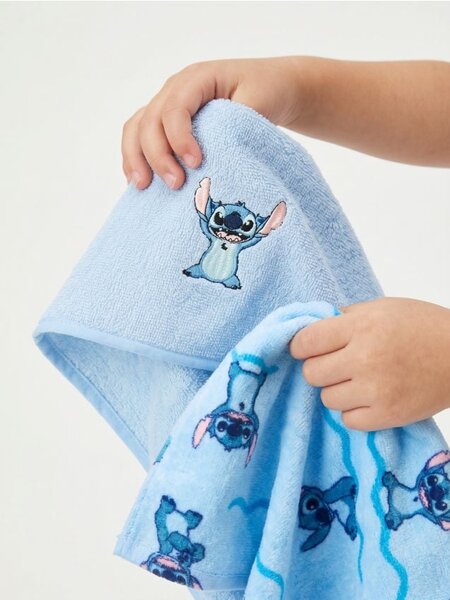 Sinsay - Bavlnené uteráky 2 ks Stitch - svetlomodrá