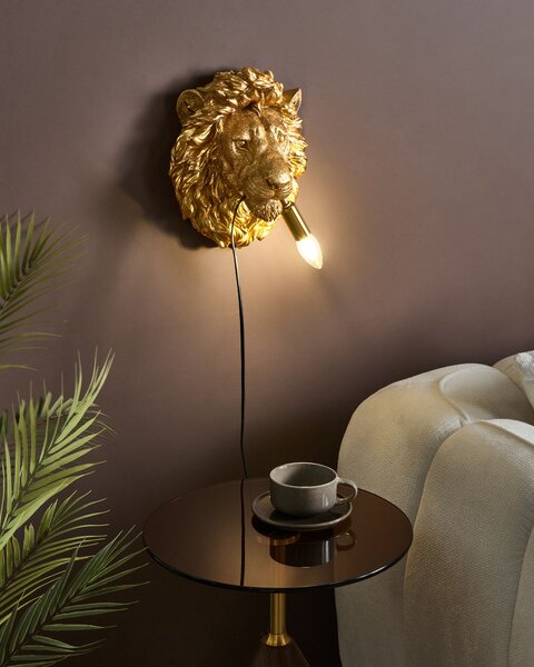 Nástenná lampa zlatá polyresín zvierací motív tvar leva moderný glamour štýl nočná lampa obývacia izba spálňa