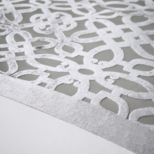 Krémové/sivobéžové zamatové obliečky na dvojlôžko/predĺžené 230x220 cm Lattice Cut – Catherine Lansfield