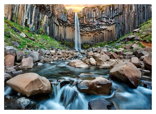 Obraz - Vodopád Svartifoss, Island (70x50 cm)