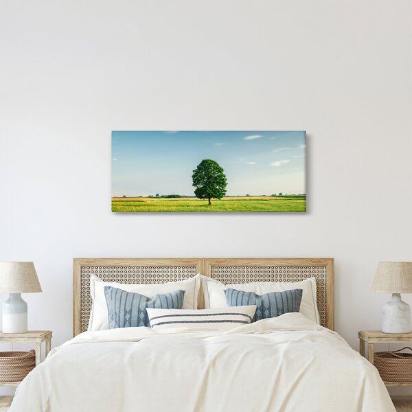 Obraz stromu uprostred lúky (120x50 cm)